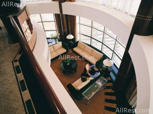 Jumeirah Emirates Towers Hotel 20